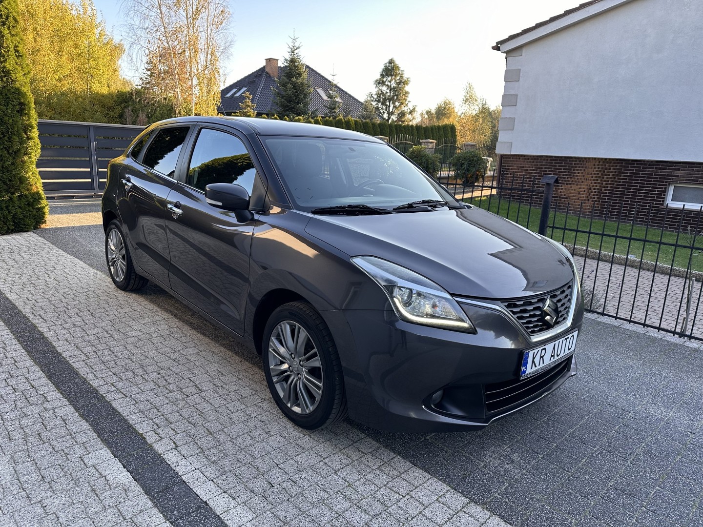 Suzuki Baleno 1.2 DualJet 90KM Navi Kamera LED Alu Tempomat ACC !!