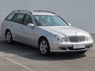 Mercedes-Benz Klasa E W211 , GAZ, Automat, Xenon, Klimatronic, Tempomat, Parktronic,-1