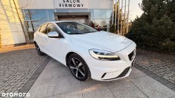 Volvo V40 II