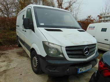 Mercedes-Benz Sprinter-1