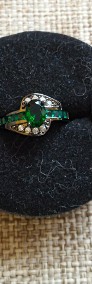 Nowy czarny pierścionek czerń zielona cyrkonia kamień zielony biały-3