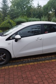 sprzedam KIA Rio rocznik 2016r kupiony w 2017r. garażowany stan bdb.-2