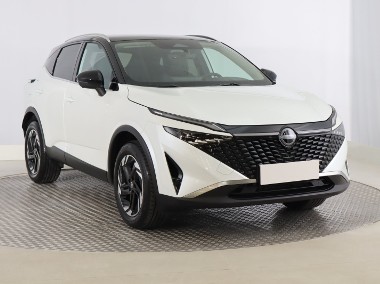 Nissan Qashqai III , 1. Właściciel, Serwis ASO, Automat, VAT 23%, Skóra, Navi,-1