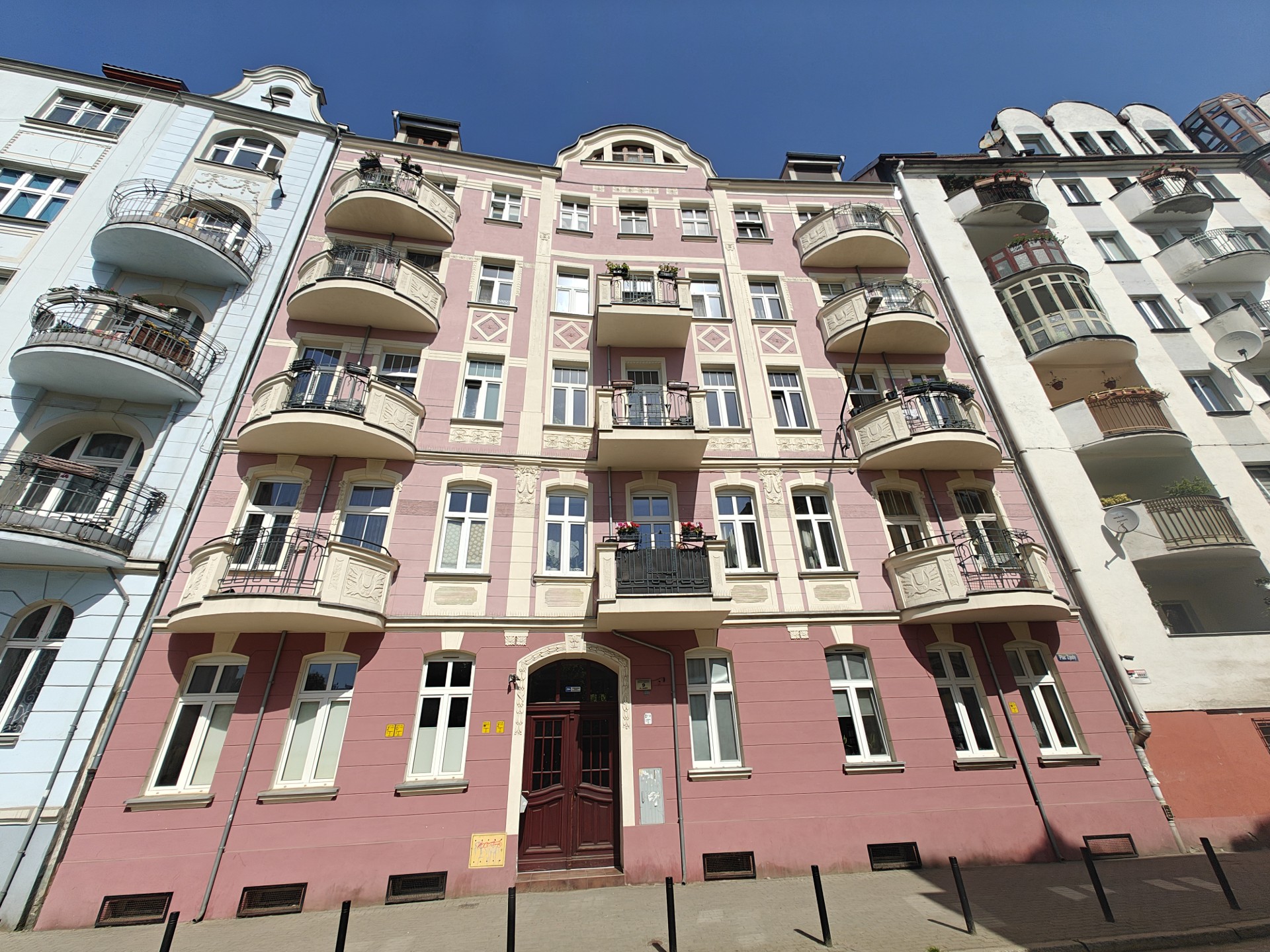 Mieszkanie 82 m² w kamienicy – idealne do własnej aranżacji