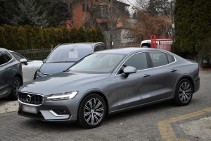 Volvo XC60 II Volvo S60 B4 Hybryd INSCRIPTION 197+14 KM Salon PL VAT23% ACC Hak