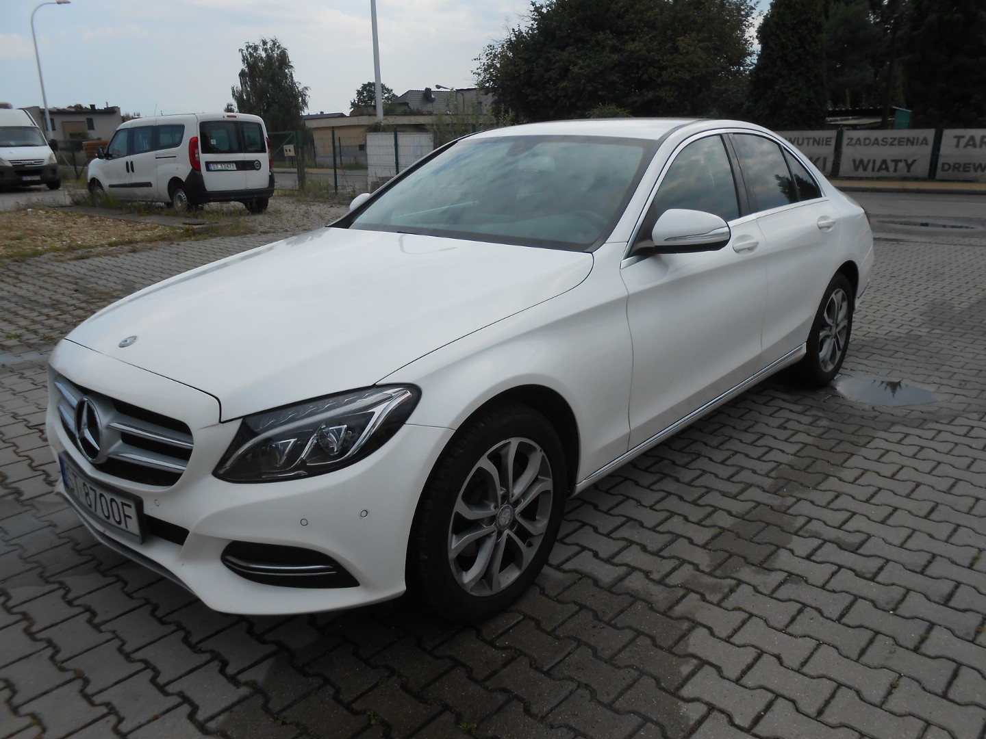 Mercedes-Benz Klasa C W205 1.6 benzyna 157 KM I WŁAŚCICIEL