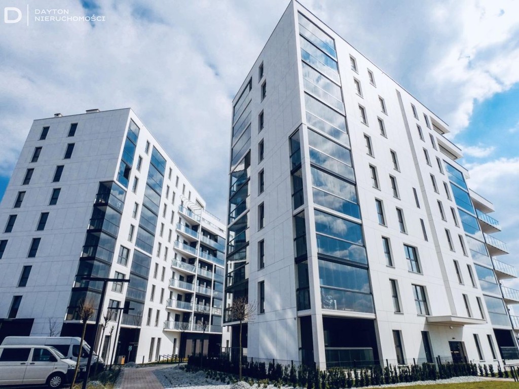 Apartament na 16 Piętrze, Nowoczesne Osiedle