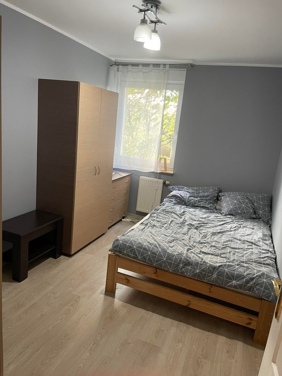 Mikołaja Reja/ 2 osobne pokoje, balkon, piwnica - Więcej