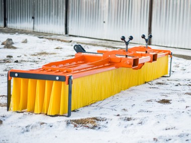 Zamiatarka 300 cm do porządkowania powierzchnie magazynowych,hal,parkingów-1