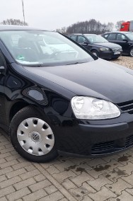 Volkswagen Golf V-2