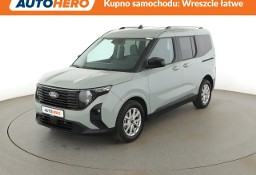 Ford Tourneo Courier klima auto kamera i czujniki parkowania asystenci