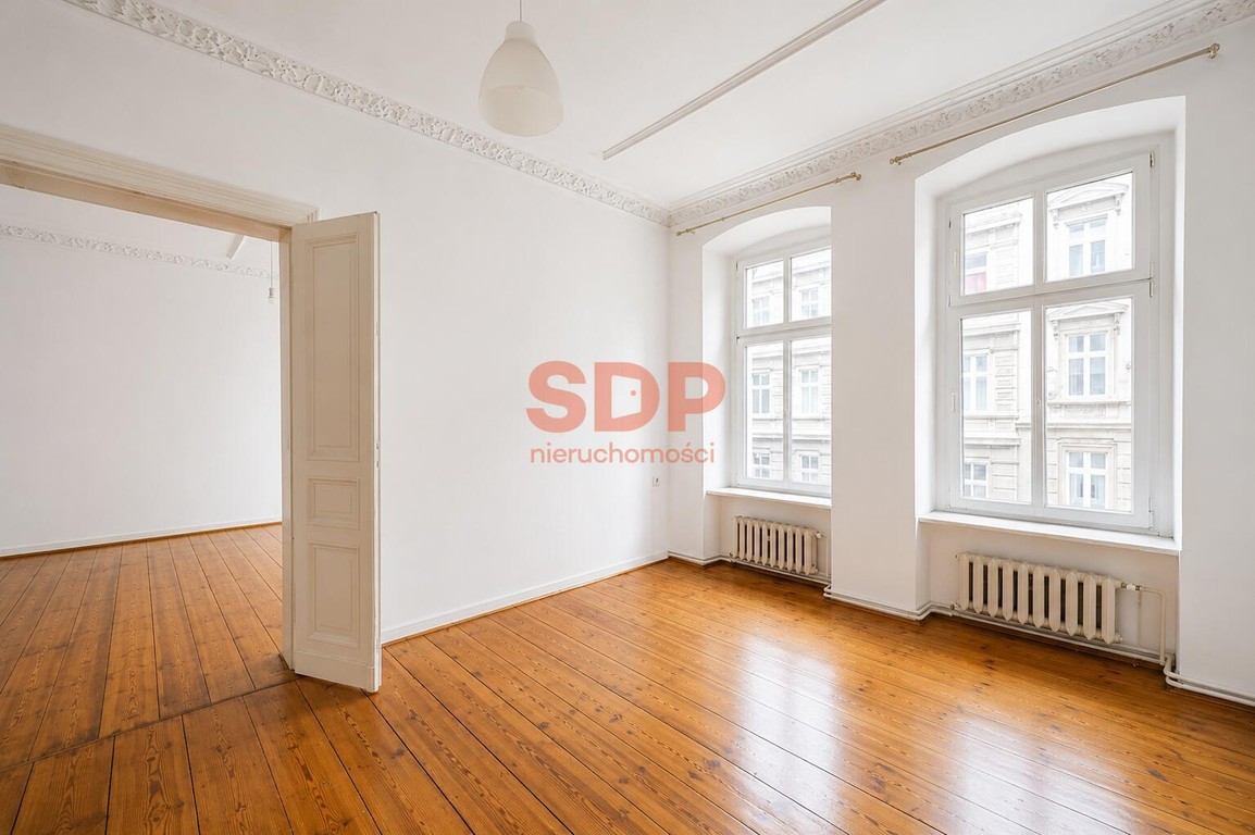Przestronne 112 m² w klimatycznej kamienicy dla Twojej firmy - Widok 2