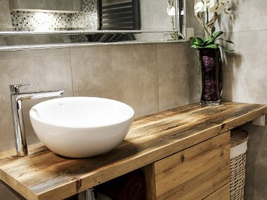 Wyjątkowe meble łazienkowe ze starego drewna-1