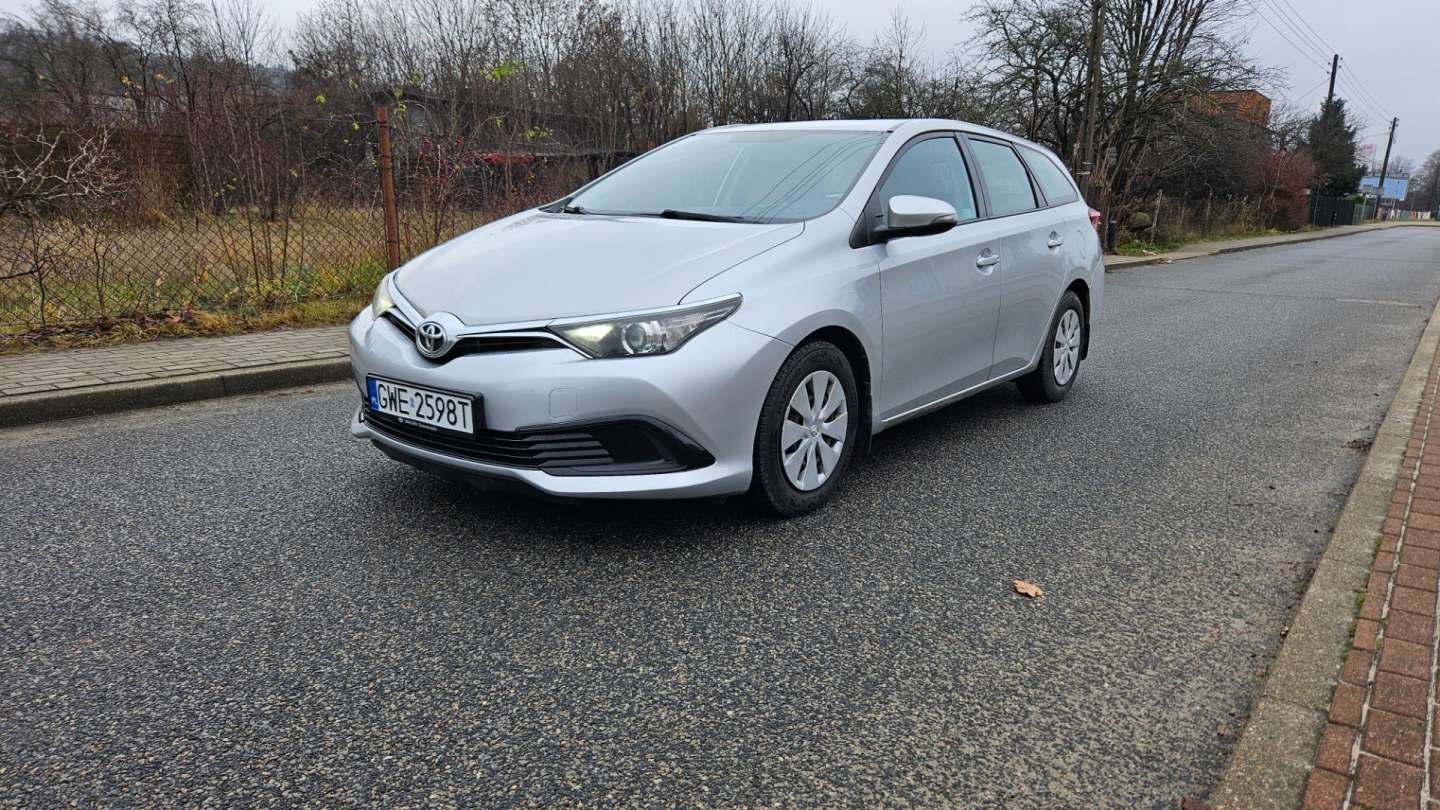 Toyota Auris II