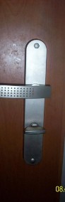 Drzwi łazienkowe z zamkiem-4