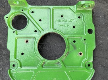 John Deere - [Kryza] Silnika R518402 | John Deere [Kryza] - Wspornik Silnika | John Deere 7420-2