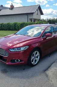 Ford Mondeo VIII 2.0TDCI Titanium / Ruby red / Kamera / 2xPDC / Super Stan / Serwis A-2