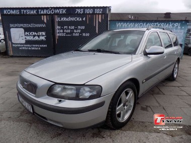 Volvo V70 II-1