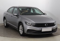 Volkswagen Passat B8 , Salon Polska, Automat, Klimatronic, Tempomat, Parktronic