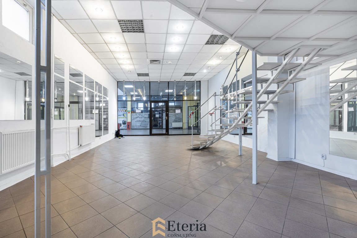 Targowa-parter-65,5 m² + antresola 18,2 m² - View 6