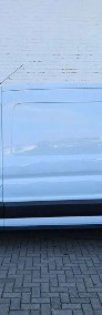Ford Transit-4