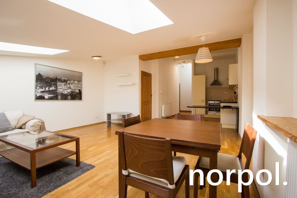 Przestronny apartament z dwoma sypialniami, klimatyzacja, Stare Miasto, Kraków