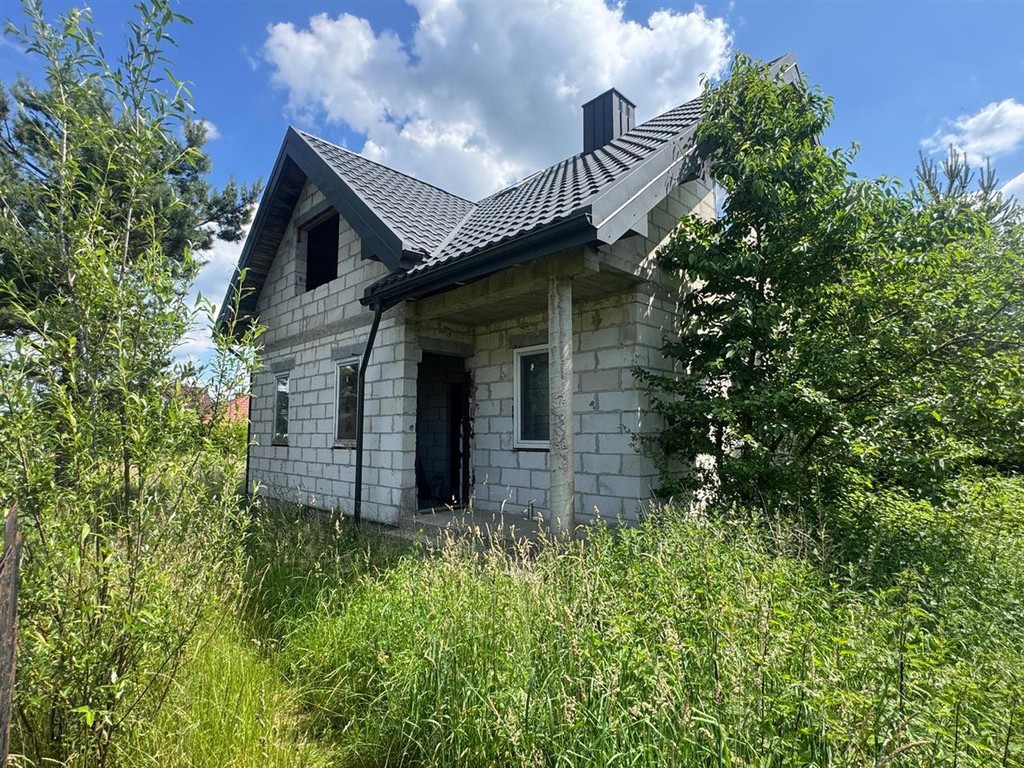 Dom na dużej działce 924 m2 – Kębłowo, 2.7 km do S