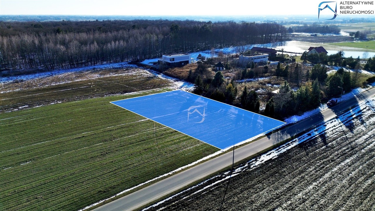Działka w pierwszej linii zabudowy w Smugach - Widok 3