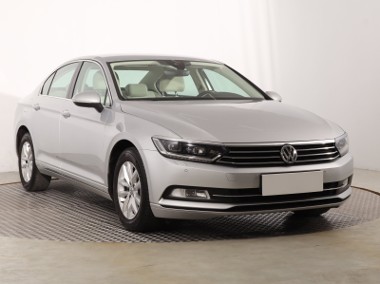 Volkswagen Passat B8 , Salon Polska, Automat, Navi, Klimatronic, Tempomat,-1