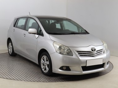 Toyota Verso , Klimatronic, Tempomat, Podgrzewane siedzienia,-1