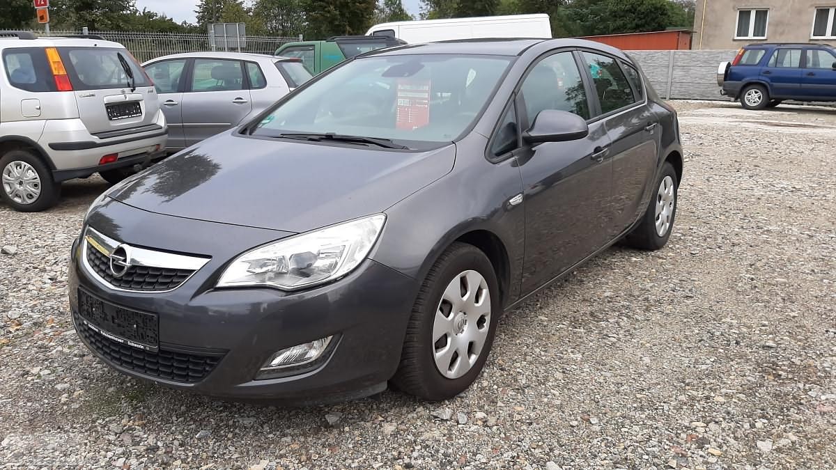 Opel Astra J 1,6 B - Gratka.pl - Oferta archiwalna