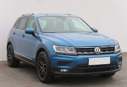 Volkswagen Tiguan , Salon Polska, DSG, Navi, Klimatronic, Tempomat, Parktronic,