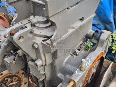 Case CS120 CS 120 Obudowa Centralna Mostu WOM Dyfer Dyferencjał Szyna 1331003301099EHW-1