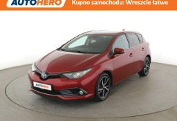 Toyota Auris II HEV navi klima auto grzane fotele kamera i czujniki parkowania