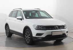 Volkswagen Tiguan , Salon Polska, 1. Właściciel, Serwis ASO, DSG, Navi,