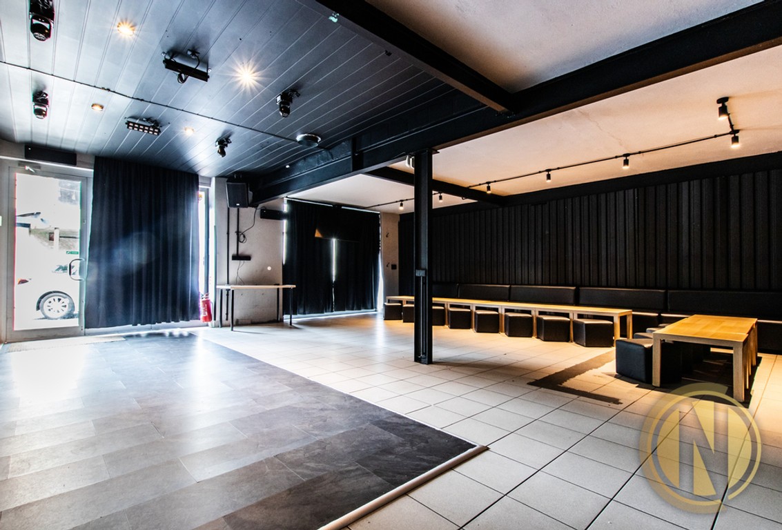 Lokal usługowy | 150 m² | al. Jana Pawła II | ENG - Widok 4