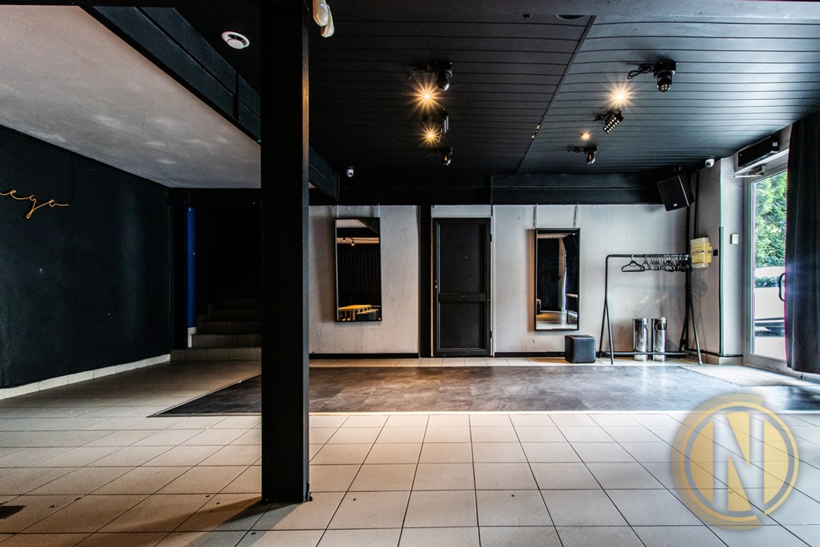 Lokal usługowy | 150 m² | al. Jana Pawła II | ENG - Widok 6