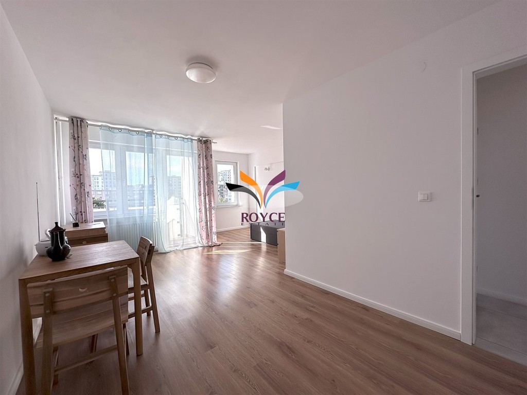 47,50 m² rozkładowe 2 pokoje widna kuchnia balkon – pohled 2