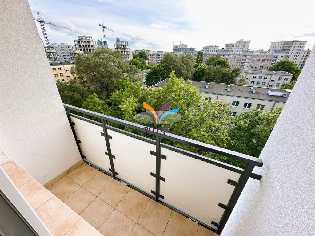 47,50 m² rozkładowe 2 pokoje widna kuchnia balkon – další
