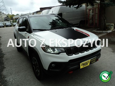 Jeep Compass II sprzedam ładnego JEEPACOMPASSA Z 2024r 2.0 B 4X4 200 KM-1