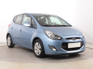 Hyundai ix20 , Klimatronic, Tempomat, Parktronic, Podgrzewane siedzienia-1