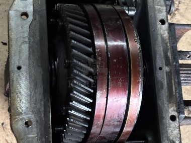 John Deere 6930 7210 7600 7800 Przystawka Przedniego Napędu RE69641 R134578-1