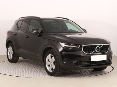 Volvo XC40 , Automat, Skóra, Klimatronic, Tempomat,-1