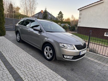 1.6 TDi 110KK Automat DSG Klimatronik Alu Tempomat ACC PDC !!-1