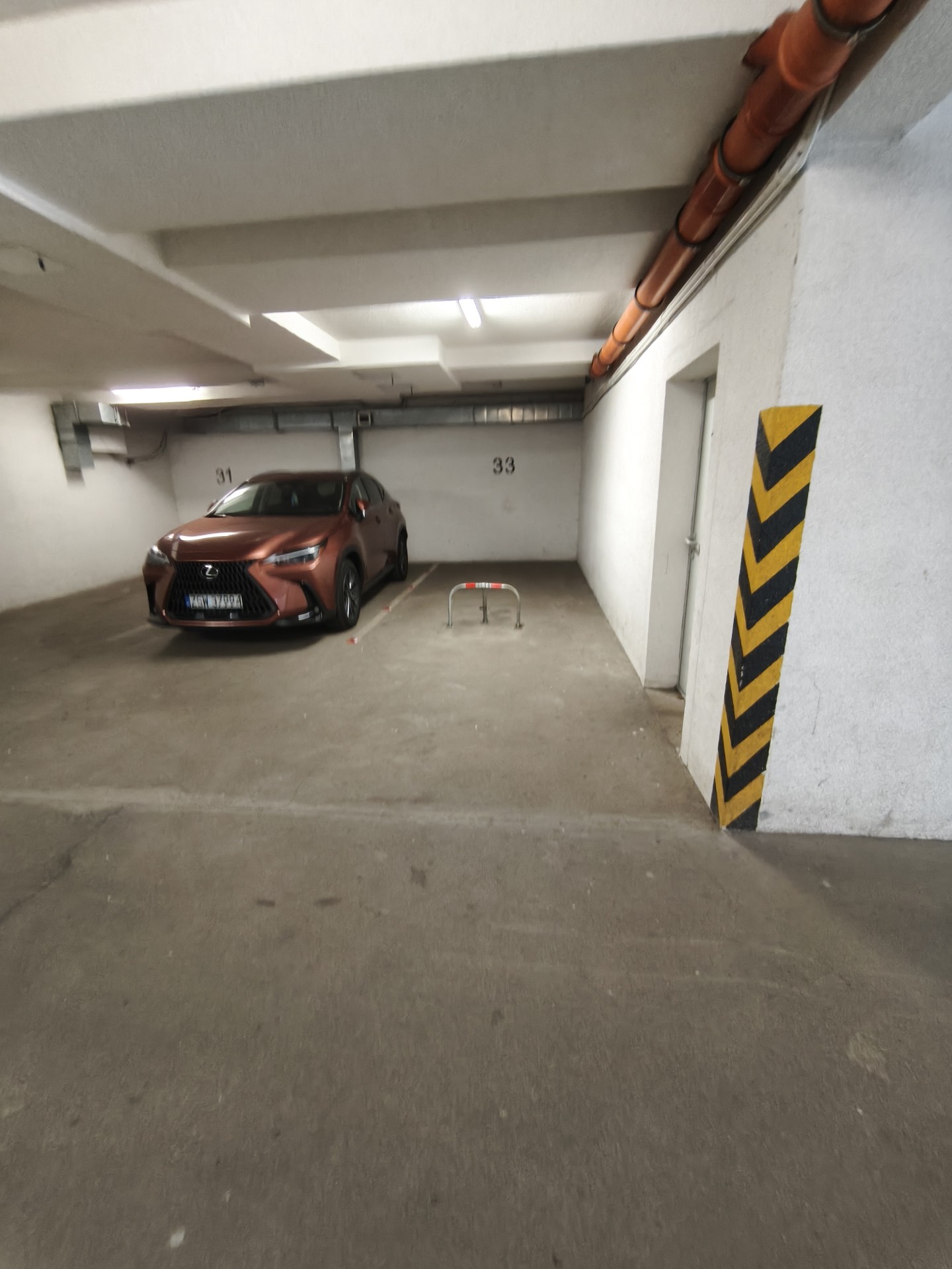 Mieszkanie z balkonem i garażem – pohled 5