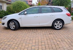 Opel Astra J 1,6 CDTI Sports Tourer, 2014r.