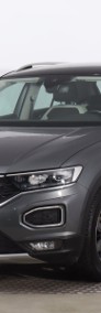Volkswagen T-Roc , Salon Polska, Serwis ASO, Automat, VAT 23%, Navi,-3