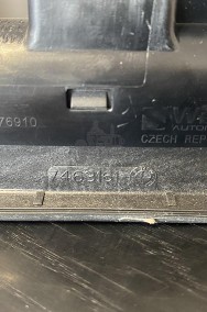 Rączka tylnej klapy bagaźnika - przycisk bagaźnika BMW x1 F48-3