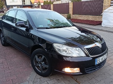 2009, 1.6MPI , benzyna, czarna-1