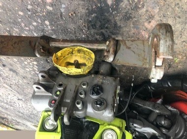 Claas Arion 650 - TUZ + WOM-1